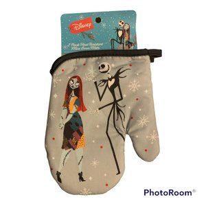 New Disney Merry Scary Holidays Nightmare Before Christmas 2 Pk Mini Oven Mitts